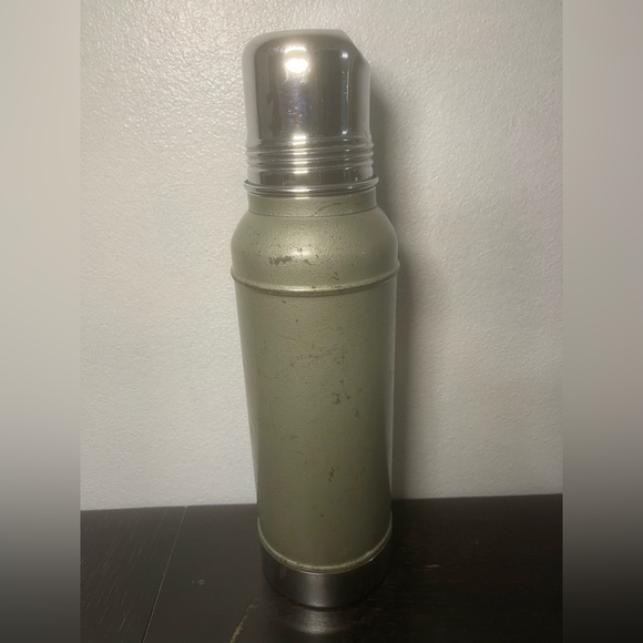 Vintage Stanley USA Super Vac Thermos w/ Cork Stopper, Rustic Patina - Picture 2 of 8